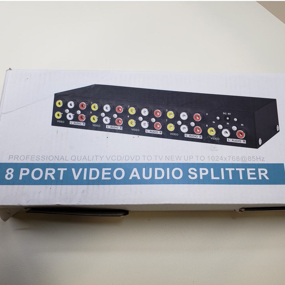 MT-VIKI 8 PORT AV VIDEO AUDIO SPLITTER WITH ITS POWER ADAPTER
